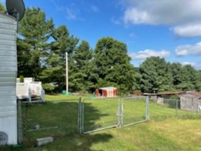 Foto del edificio - Christiansburg 3 Br/2 Ba, Available Sept 15