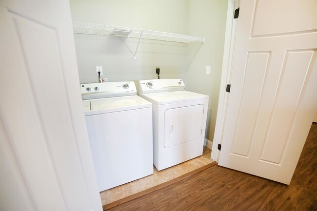 Foto del edificio - 120 Portico Street