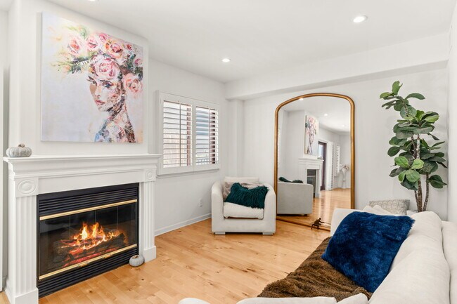 Building Photo - 4312 Tujunga Ave