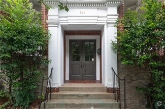 Building Photo - 798 Frederica St NE