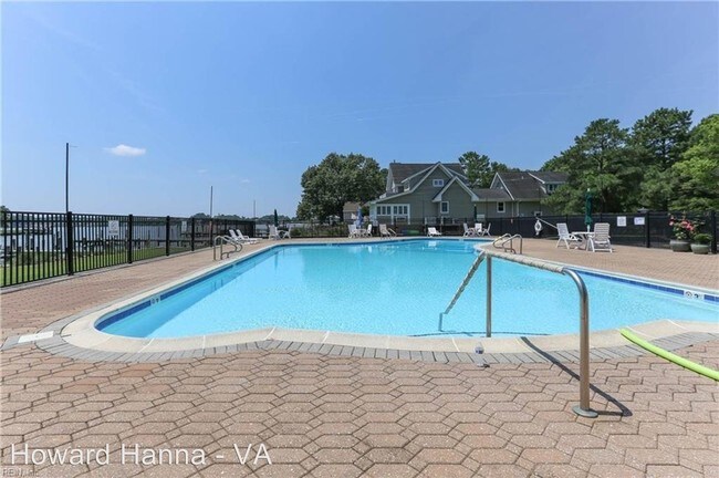 Foto del edificio - 2 br, 2 bath House - 7320 Glenroie Ave  #3E