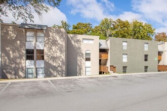 Interior Photo - Renaissance at Strawberry Creek Apartments