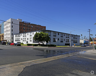 Building Photo - 4102 W 5th St
