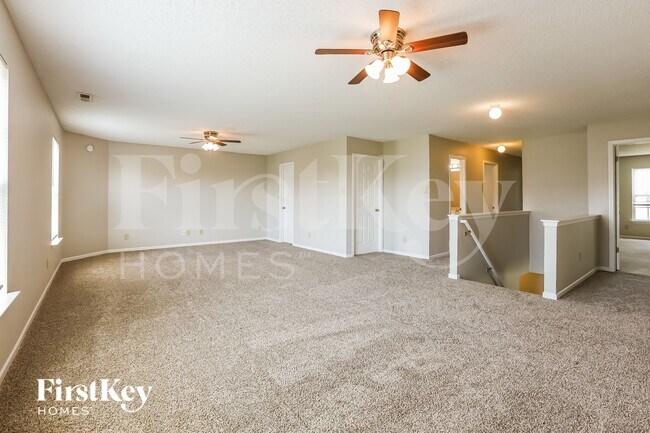 Foto del edificio - 10363 Lee Stewart Ln
