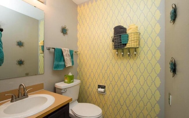 Building Photo - 1505 Little Bluestem Ct