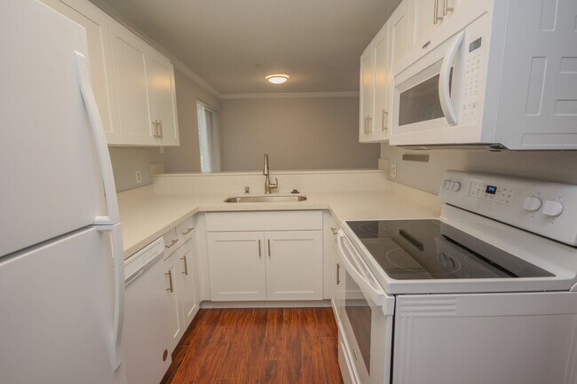 Foto del edificio - Ground Level 2BD/1.5BA Condo in Federal Way