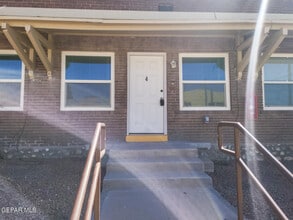 Building Photo - 1100 Cedar St