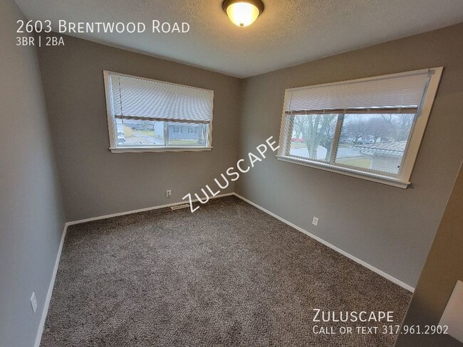 Building Photo - 2603 Brentwood Road / 3 bed 1.5 Bath in Ne...