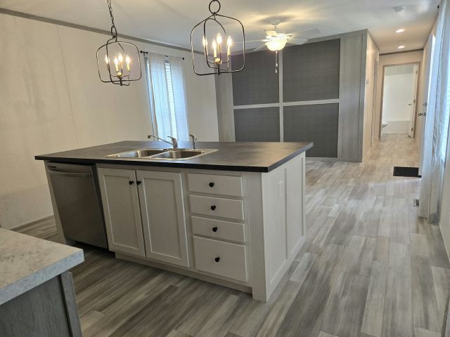 Foto del edificio - 137 113th Square NE