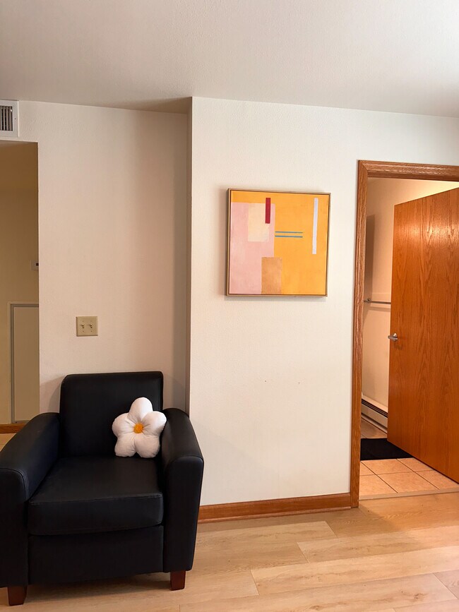 Foto del edificio - Varsity Campus Apartments