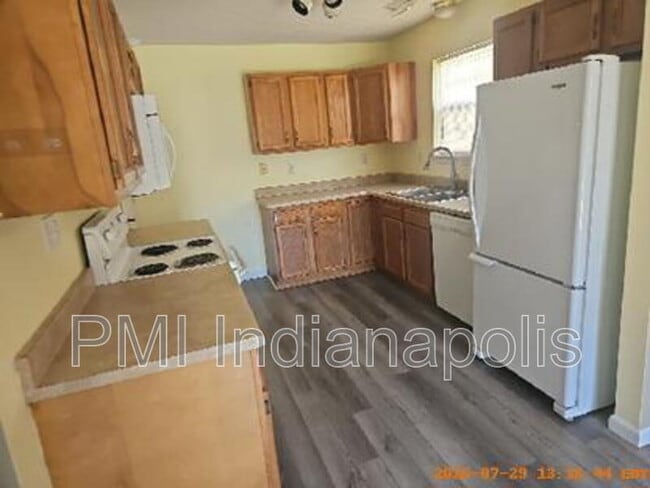 Building Photo - 13015 Wingstem Ct