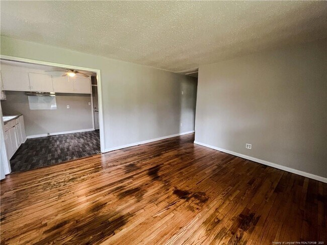 Foto del edificio - 4216 Rosehill Rd