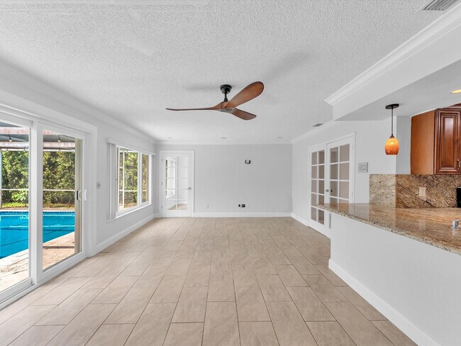 Building Photo - 11762 NW 26th Ct