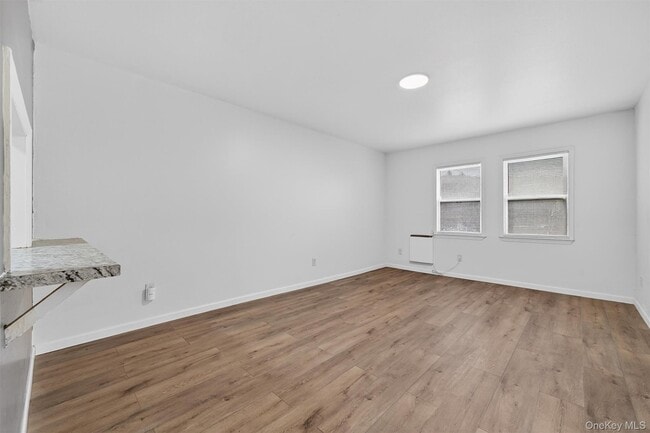 Building Photo - 376 NY-52