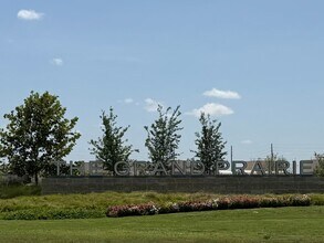 Building Photo - 16822 Spotted Oak Dr