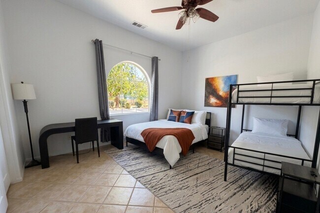 Building Photo - 82686 Castleton Dr