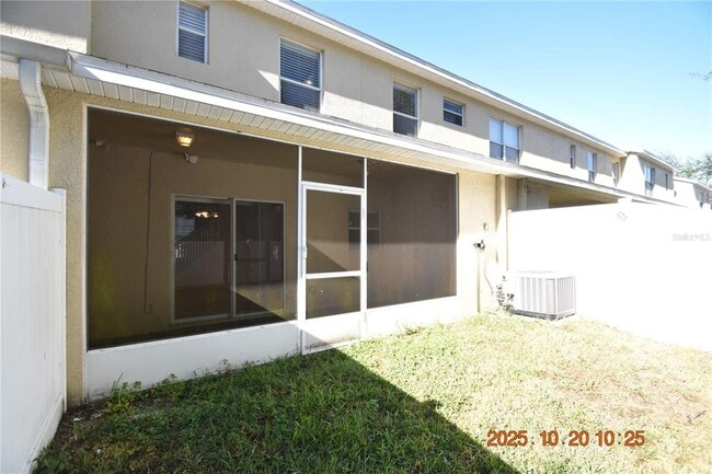 Foto del edificio - 6146 Olivedale Dr