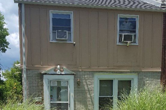 top right window is the room for rent - 1 Ethan Allen Ct