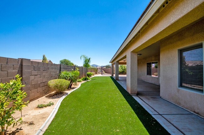 Foto del edificio - Spectacular open floor plan home!
