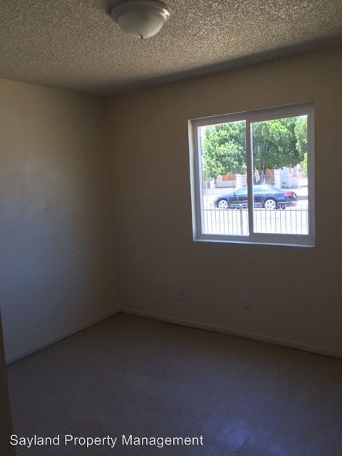 Building Photo - 474 N Glenn Ave