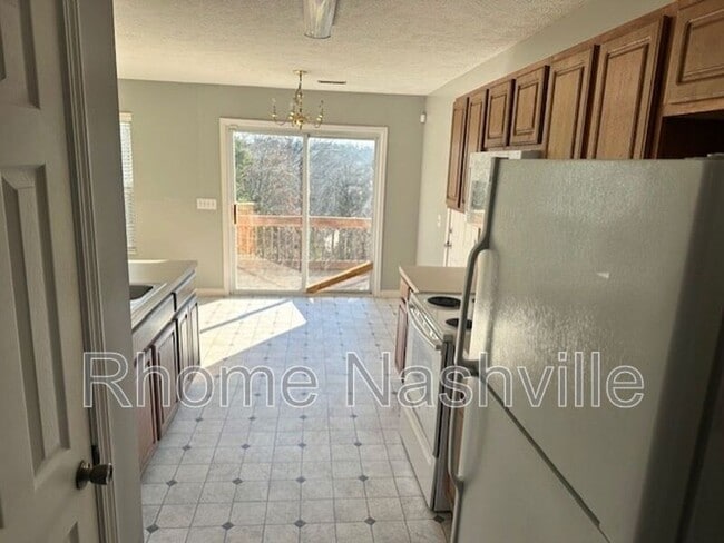 Photo - 2409 Edencrest Dr House