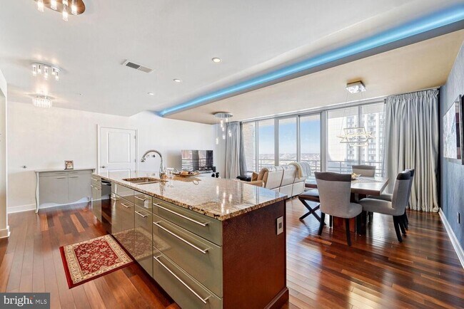 Foto del edificio - 675 S President St
