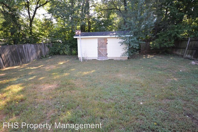 Foto del edificio - 3 br, 1 bath House - 2128 N Howard Ave