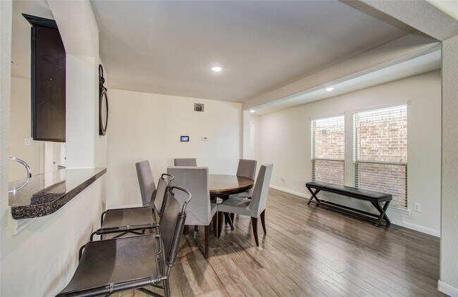 Foto del edificio - 3306 Inverness Path Lane