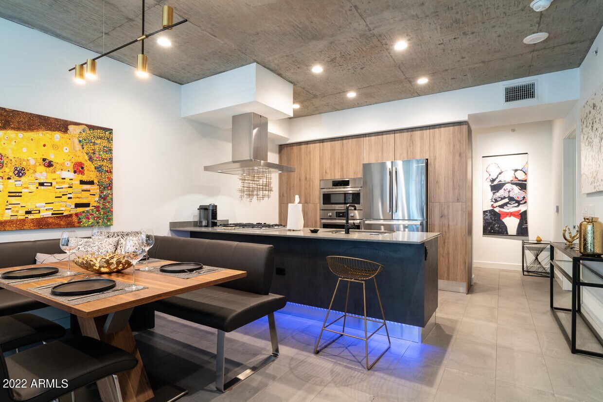 Foto principal - 7180 E Kierland Blvd