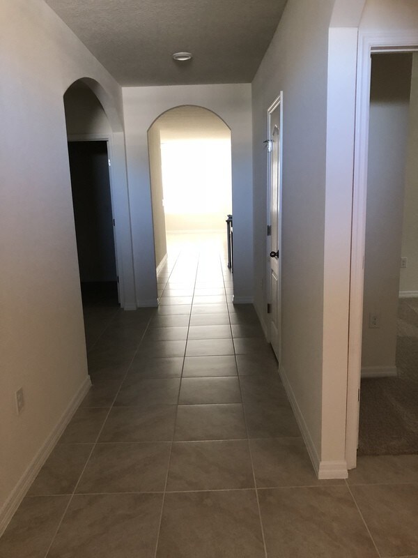 Foto del edificio - 3132 Country Club Rd N