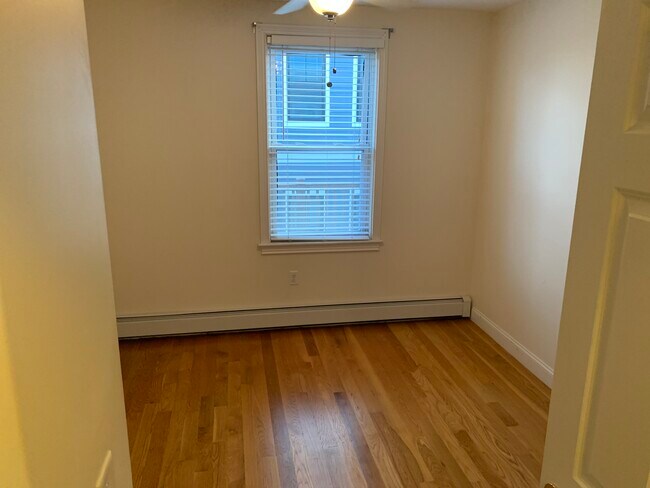 Foto del edificio - 17 Cutler St