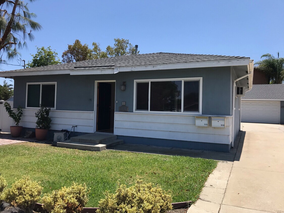 Front of unit - 1818 259th Pl