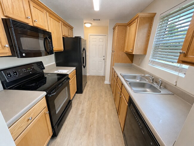 Building Photo - 266 Katydid Dr