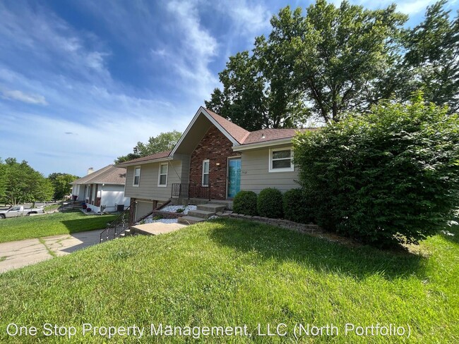 Building Photo - 3 br, 2 bath House - 7405 NW 78th Street
