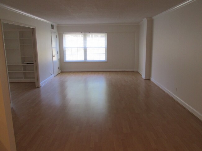 Foto del edificio - 7721 Tremayne Pl