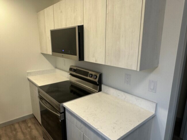 Foto del edificio - 4249 King Mountain Rd