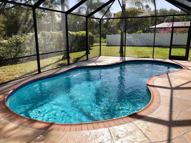 Building Photo - Mint-Condition Pool Home In Upscale Osprey...