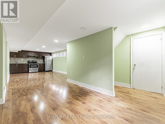 Photo du bâtiment - 252 Thistle Down Blvd