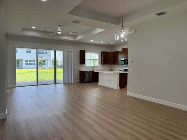 Foto del edificio - 14212 Spruce Pine Dr