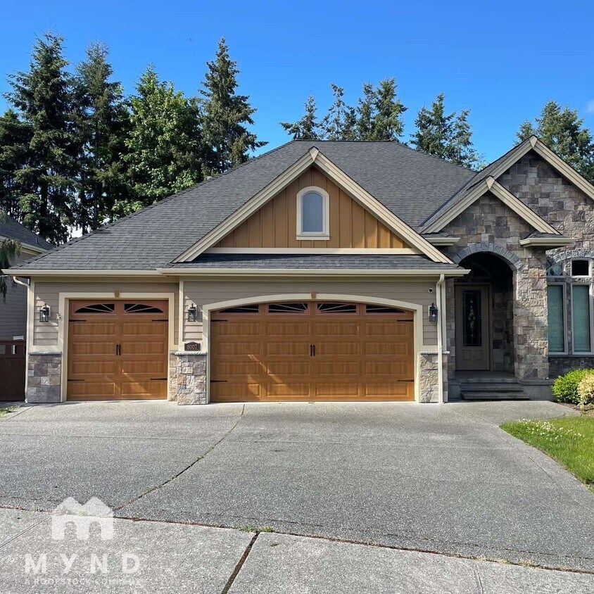 Foto principal - 8007 113th St Ct E