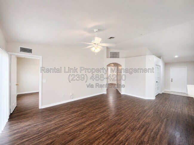 Foto del edificio - 764 Breamer Ave S