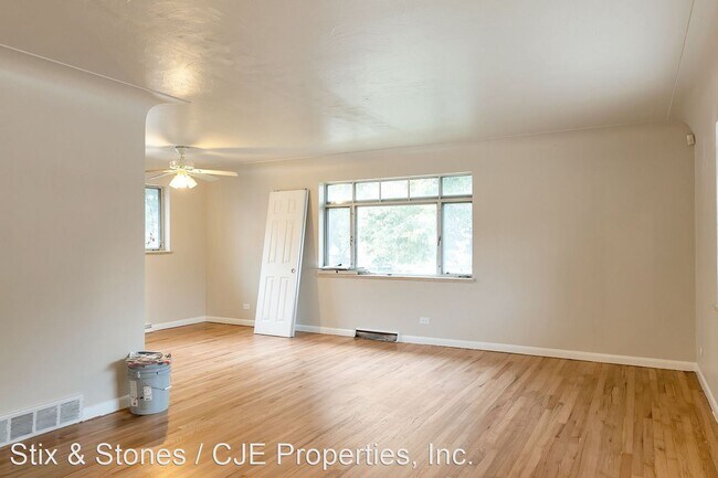 Building Photo - 4 br, 2 bath House - 2348 Oswego St