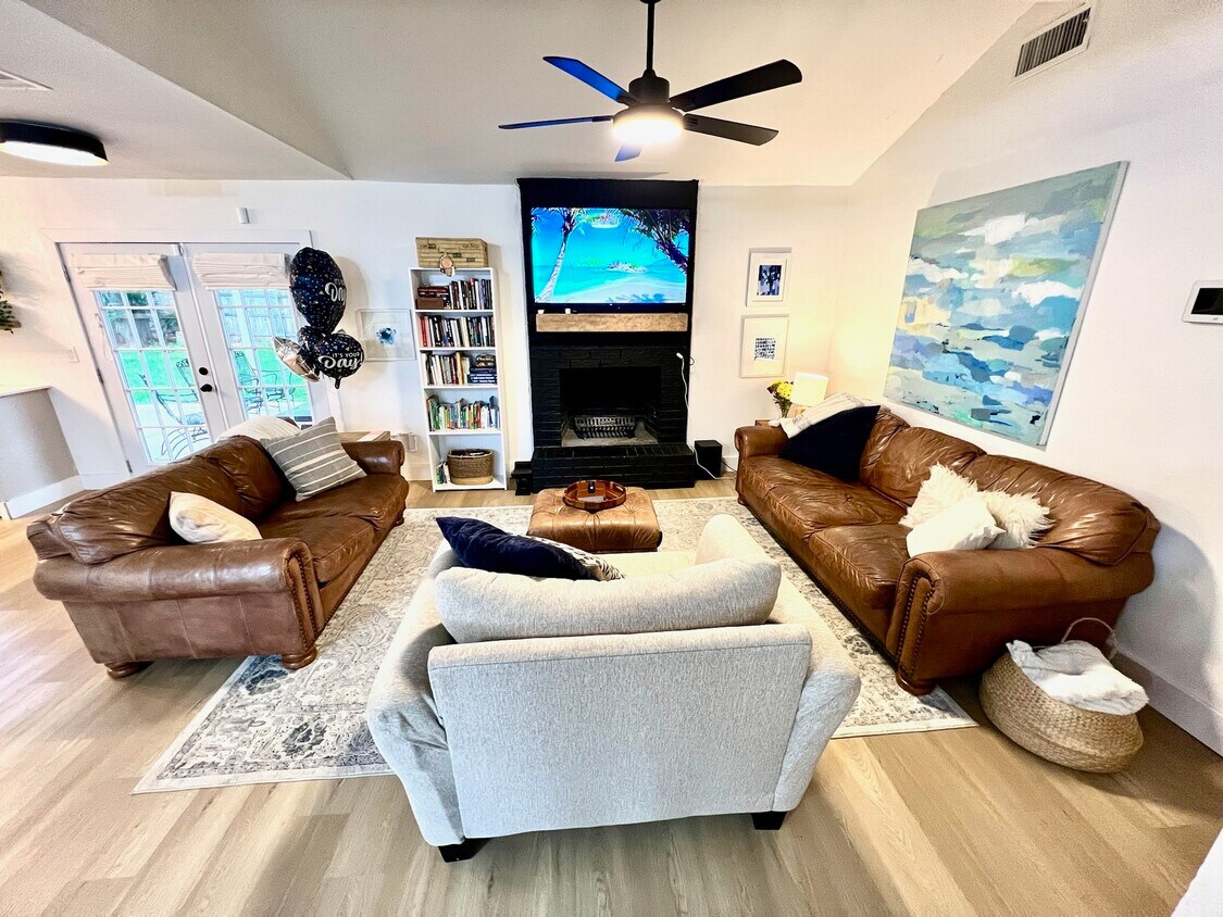 Foto principal - 1610 Smith Dr