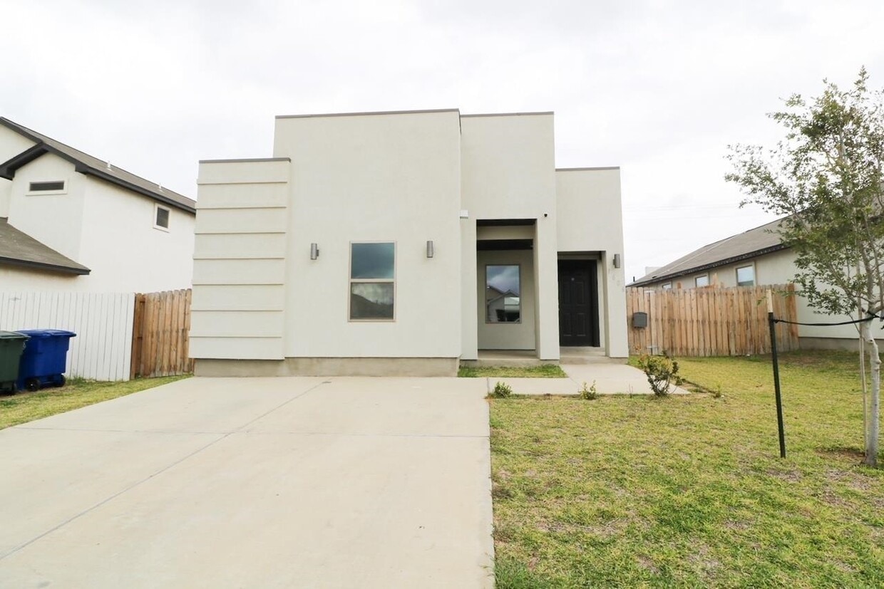 1606 Tesis Drive, Laredo, TX 78046 House Rental in Laredo, TX