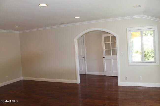 Building Photo - 3297 Lanier Pl