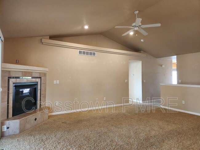 Building Photo - 157 Beacon Way