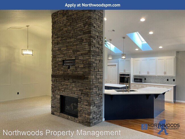 Foto del edificio - 4 br, 2 bath House - 780 Ridgeway