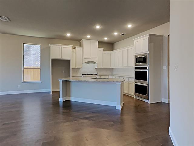 Building Photo - 14848 Gentry Dr