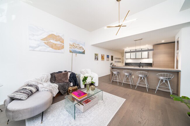 Foto del edificio - 1425 Hudson St