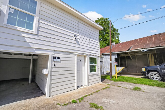 Building Photo - 4901 Stimson St